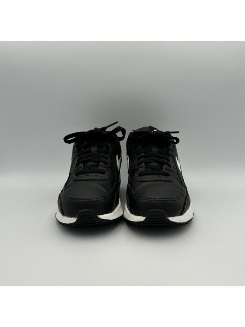Nike Air Max 90 Youth Size 5.5Y Leather GS Black White Shoes Sneakers CD6864-010 - Picture 3 of 13